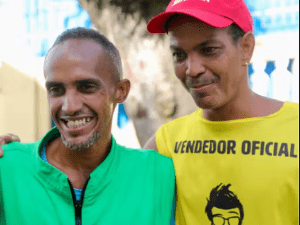 Irmãos separados se reencontram