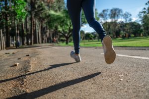 Exercícios reduzem dores câncer