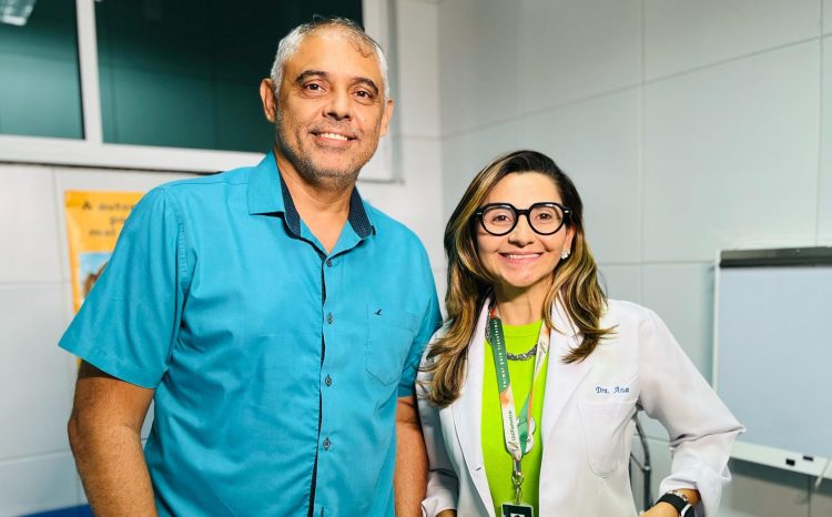 No Registro: Luciana Catunda, professora e responsável pela coordenação do Ambulatório de Estomaterapia da Unifametro e docente do curso de Enfermagem. (Foto: Divulgação)