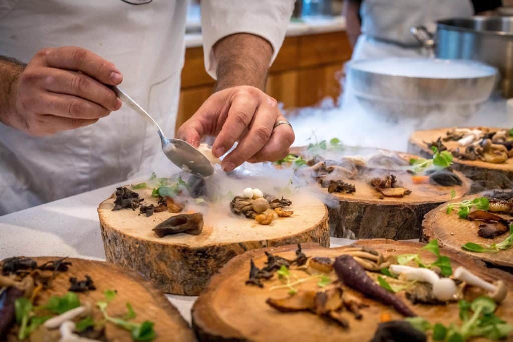 SP Aguarda Aberturas Gastronômicas em 2024. (Foto: ELEVATE/Pexels)