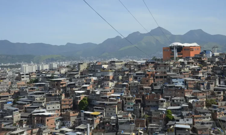 Alívio térmico: programas ambientais transformam favelas do Rio