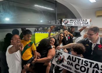 Vasco inaugura espaço para torcedores autistas. (Foto: Divulgação/Autistas da Colina)