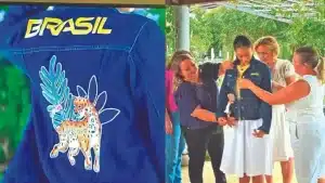 Uniforme da delegação brasileira em Paris