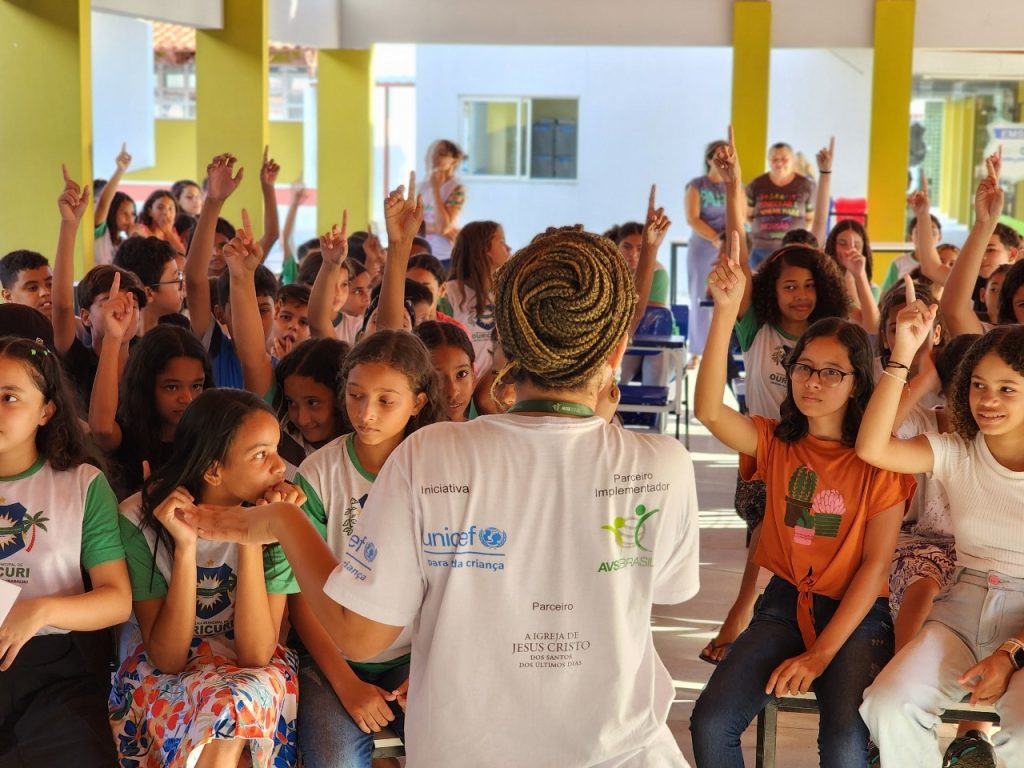 UNICEF e AVSI promovem saúde menstrual em escolas de Pernambuco