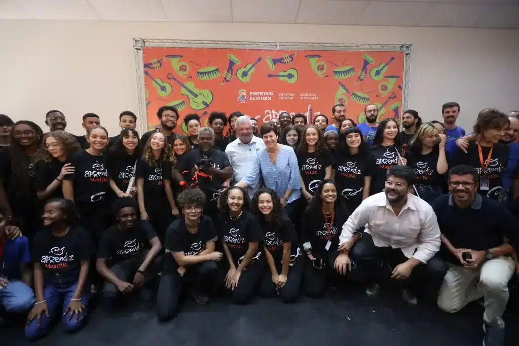 Casa do Aprendiz Musical é inaugurada em Niterói. (Foto: Reprodução/Luciana Carneiro).