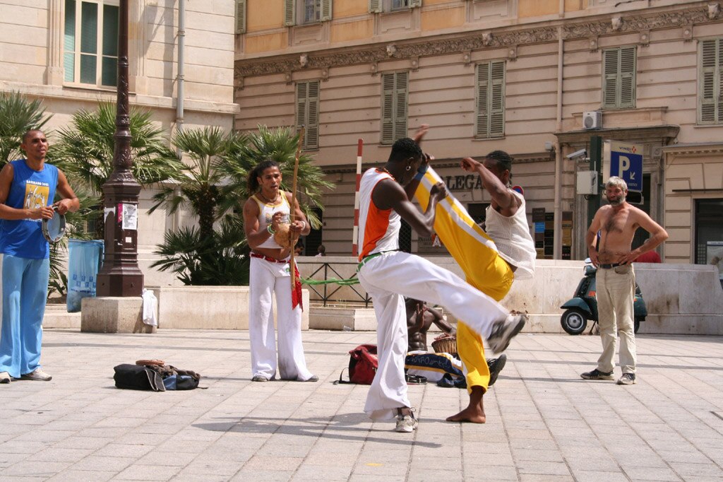 Imagem ilustrativa. Acompanhe e se inscreva no projeto Arte Capoeira. (Foto: Joeri Cornille/Wikimedia Commons)