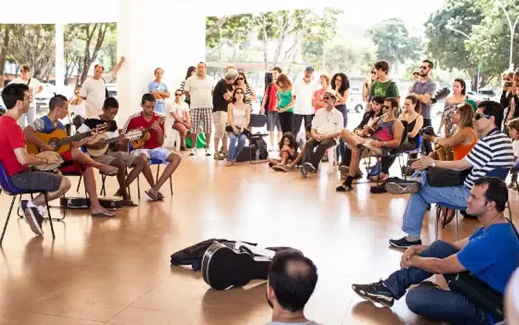 Impacto da educação musical gratuita no Brasil com a Escola Brasileira de Choro, em Brasília. (Foto: Graziele Frederico/G1 DF)