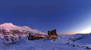 Valle Nevado, no Chile, é um dos melhores destinos para quem busca por esqui na América do Sul. (Foto: Divulgação)