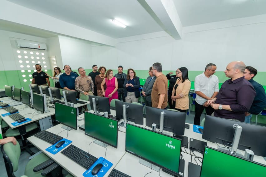 1ª Escola Profissionalizante dentro de unidade prisional é inaugurada