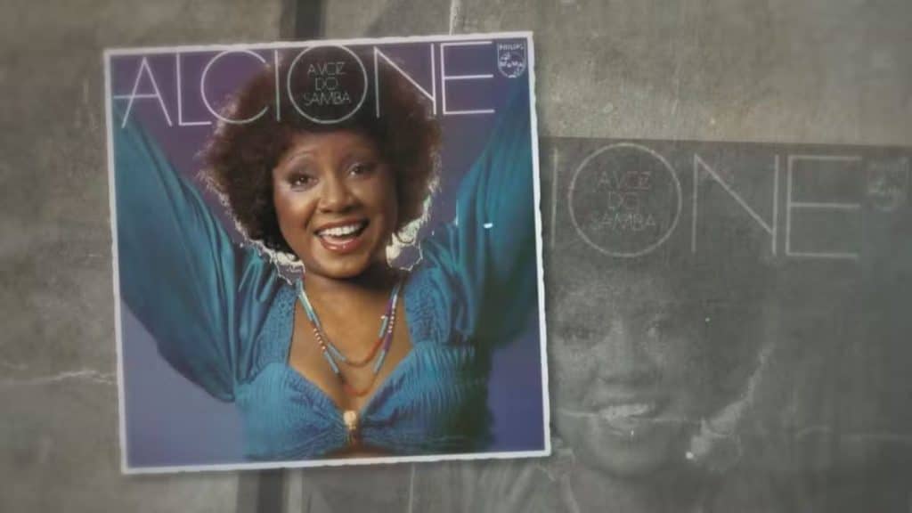 Capa do primeiro disco de Alcione.