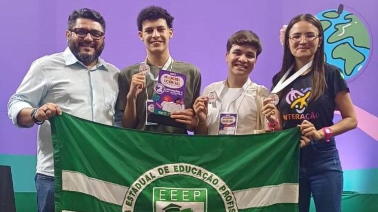 Estudantes de escola pública do Ceará