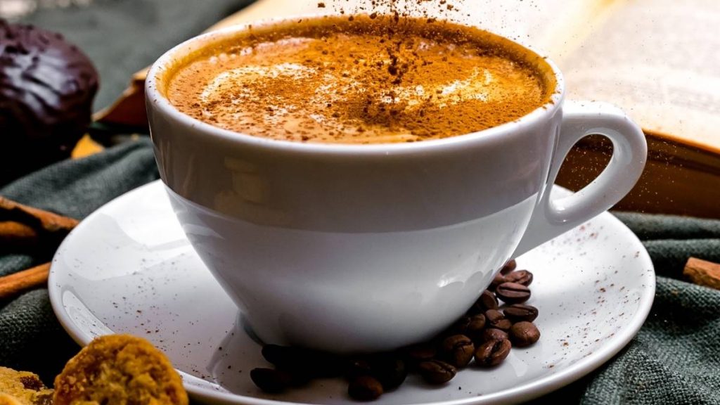 Pesquisa revela que a cafeína desacelera envelhecimento celular