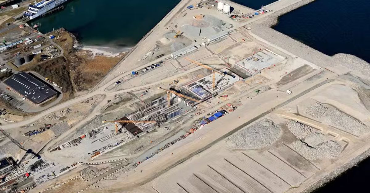 Construção do túnel entre Dinamarca e Alemanha vista do alto