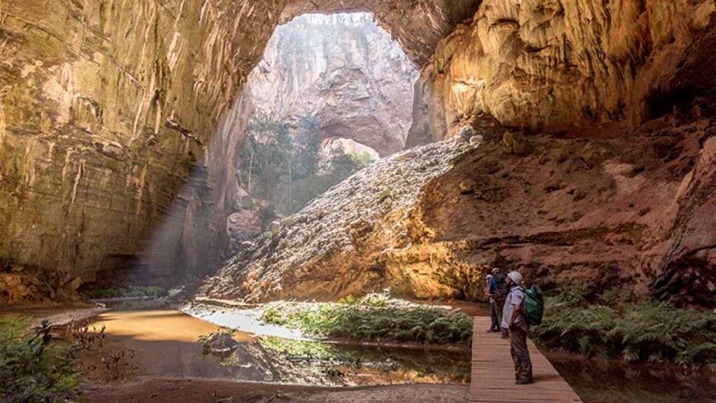 Patrimônio Mundial Natural em MG nas cavernas do Peruaçu