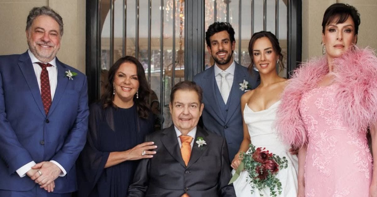 Faustão no casamento da filha Lara Silva em cerimônia intimista