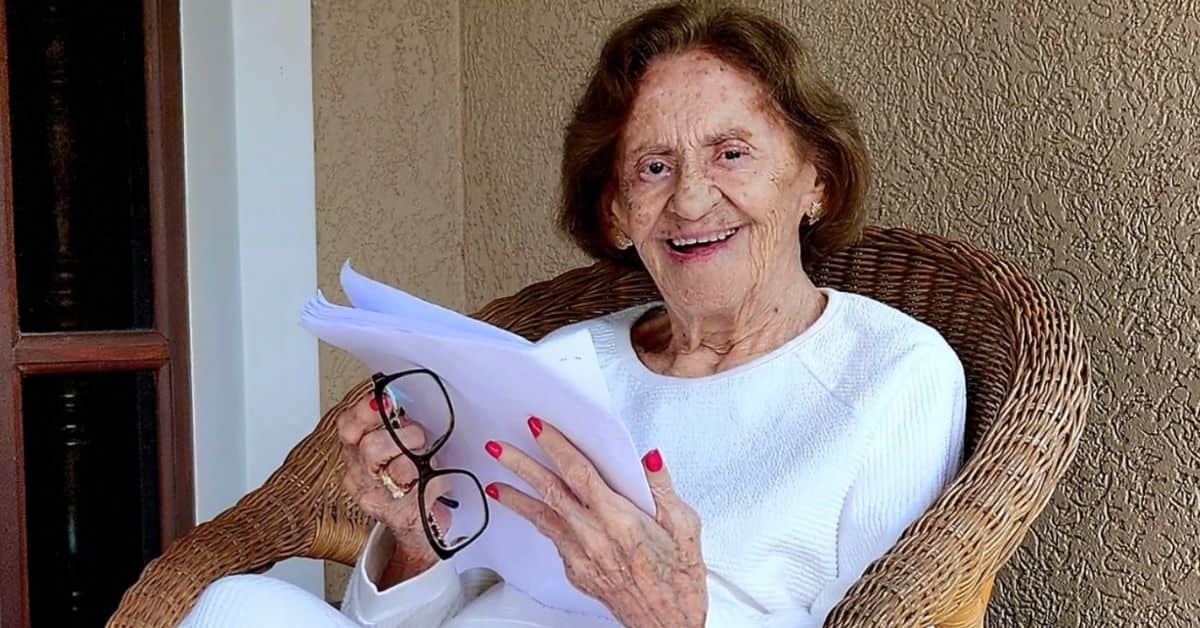 Longevidade de Laura Cardoso aos 98 anos inspira gerações