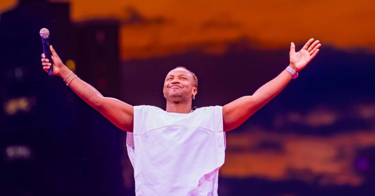 Tardezinha do Thiaguinho celebra 10 anos em clima de festa e emoção.