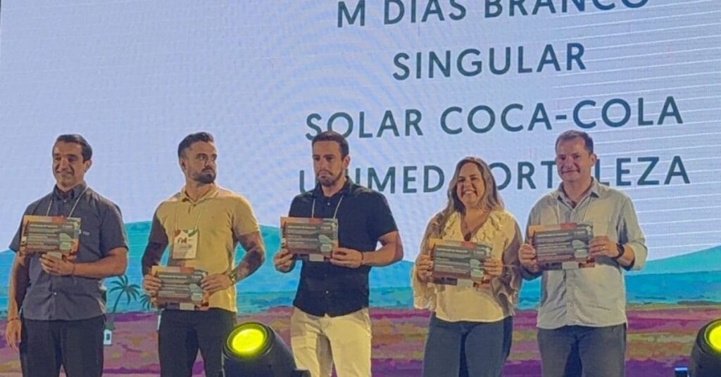 Premiação da Singular Serviços entre as Top 5 Empresas Inovadoras no Ceará Awards 2025.