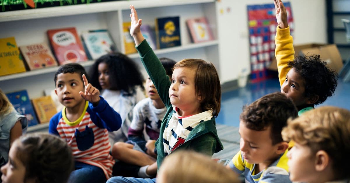 dicas de adaptação escolar ajudam crianças nos primeiros dias de aula