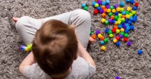 pesquisas sobre autismo e evolução