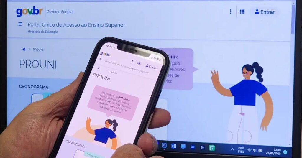 Estudantes beneficiados pelo Prouni 2026 em universidade particular