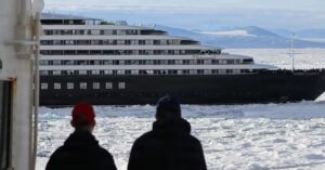 resgate de cruzeiro na Antártida com apoio de quebra-gelo dos EUA