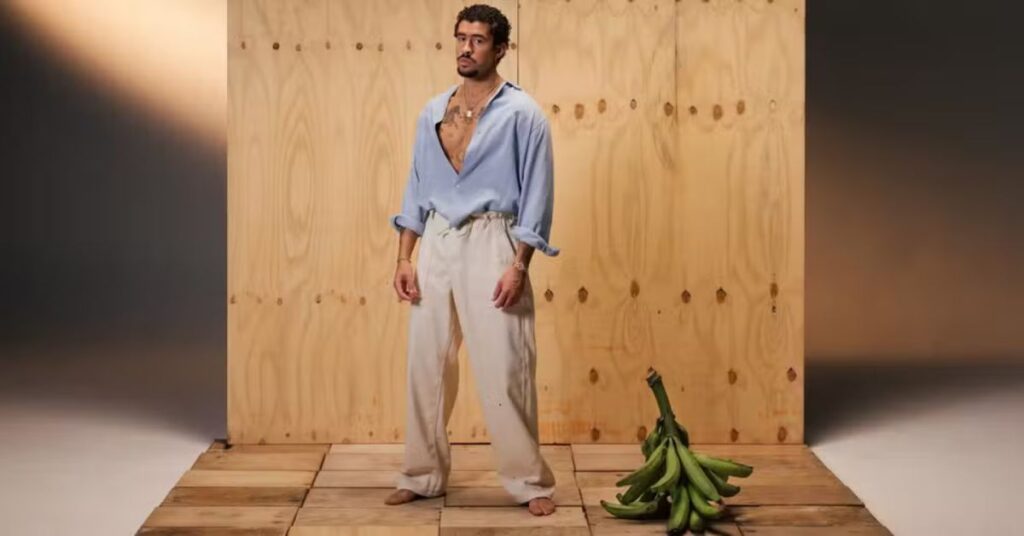 Bad Bunny se apresenta durante os shows de Bad Bunny no Brasil, em turnê histórica que exalta a América Latina