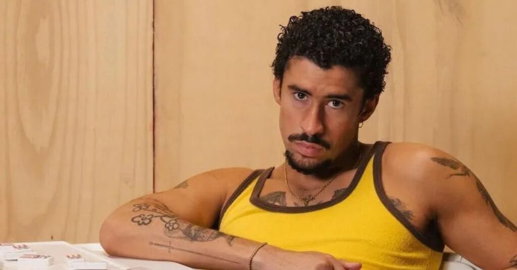 Bad Bunny no Super Bowl durante ensaio para apresentação no intervalo da NFL