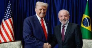 Tarifa de 15% dos EUA em destaque durante encontro entre Donald Trump e Lula