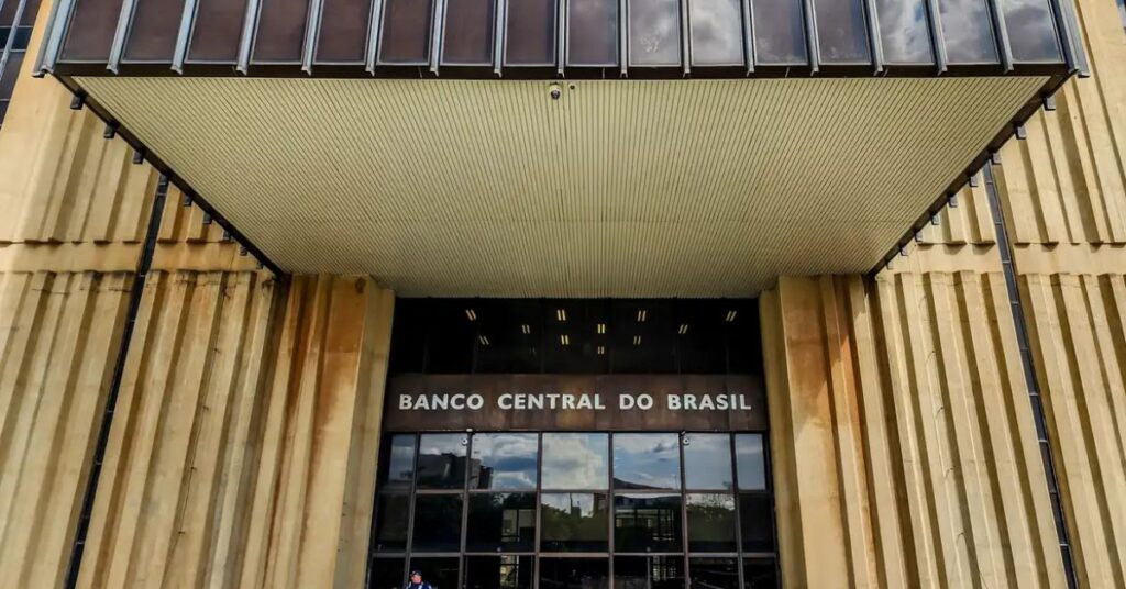 Fachada do Banco Central relacionada ao dinheiro esquecido em bancos no Brasil