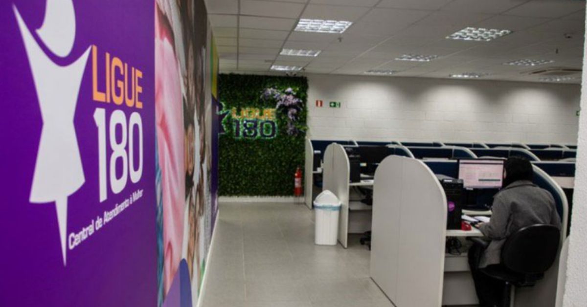 Central de atendimento do Ligue 180 usada no apoio à identificação de tráfico de pessoas