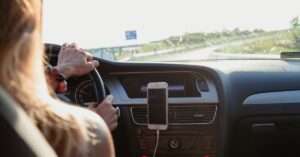 Novo recurso da Uber amplia viagens com motoristas mulheres no país