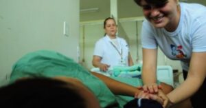 Profissão de doula ganha regulamentação e amplia direitos no parto