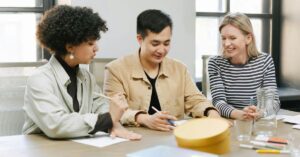 Projeto prevê salário mínimo para estágio e pode transformar vida de estudantes