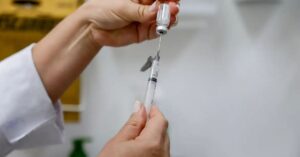 Vacina da dengue do Butantan aponta proteção de 5 anos contra casos graves