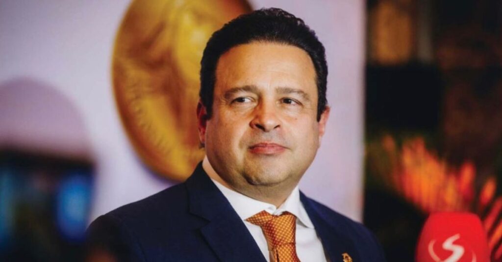 Grupo Edson Queiroz recebe Medalha Iracema em cerimônia pelos 300 anos de Fortaleza