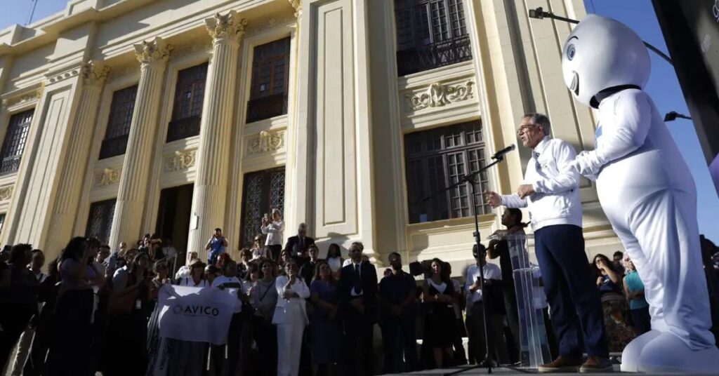 Memorial da pandemia no Brasil é lançado no Rio de Janeiro com cerimônia e presença de autoridades e familiares de vítimas