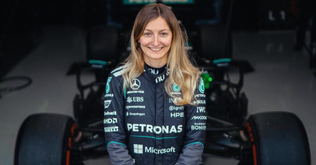 Doriane Pin, piloto da Mercedes, durante teste que pode acelerar retorno de mulher na Fórmula 1