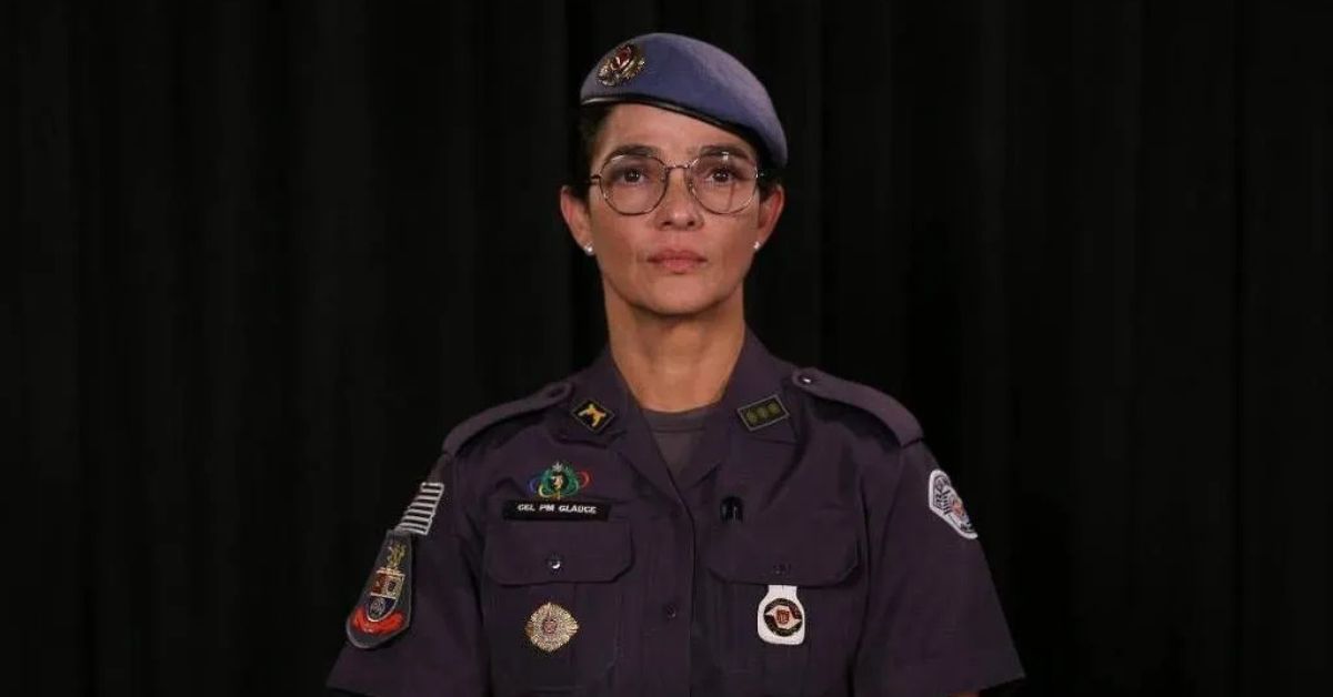 Primeira mulher no comando da PM SP, coronel Glauce Cavalli em uniforme oficial