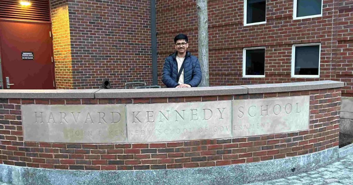 Estudante brasileiro da FGV em intercâmbio internacional após sair da escola pública no Ceará