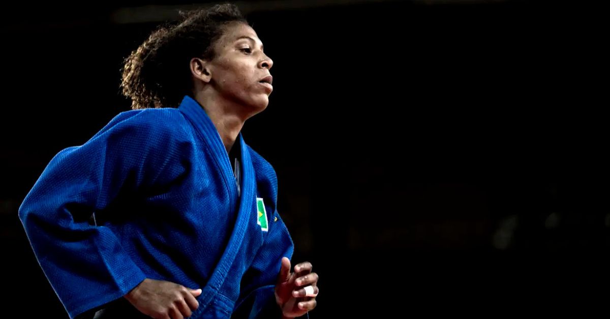 Rafaela Silva durante luta no Grand Slam de Astana, torneio do circuito mundial de judô da IJF