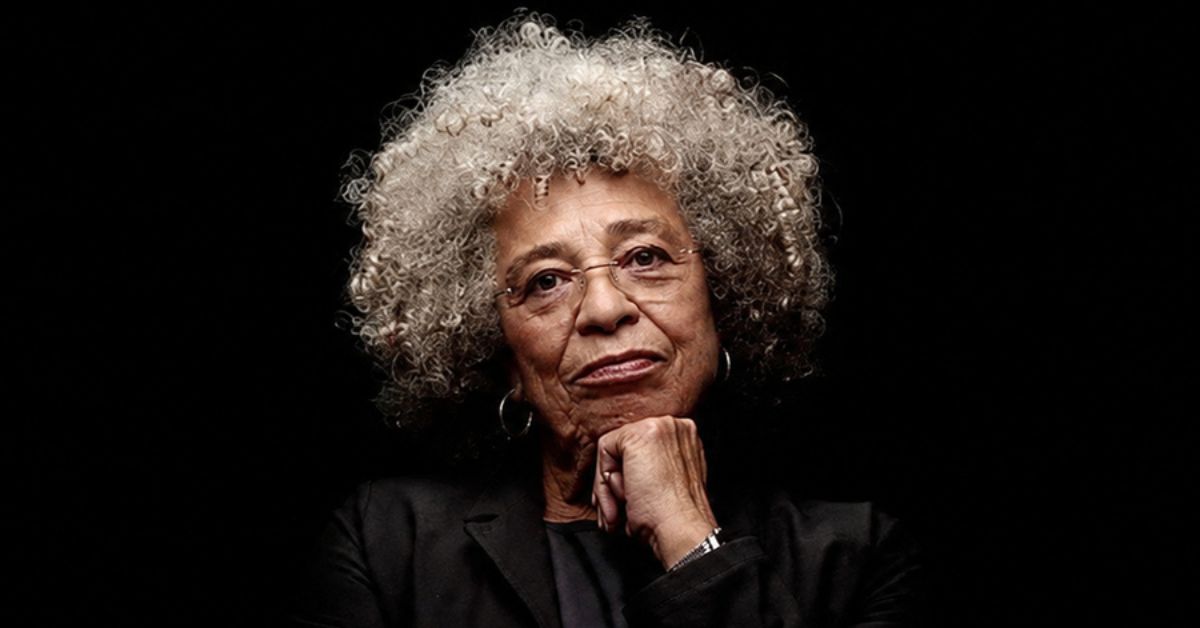 Angela Davis no Brasil durante participação confirmada na Flip 2026, evento literário realizado em Paraty