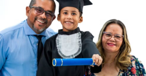 Autismo na terceira idade: avô recebe diagnóstico após investigação do neto e reforça os cuidados com saúde