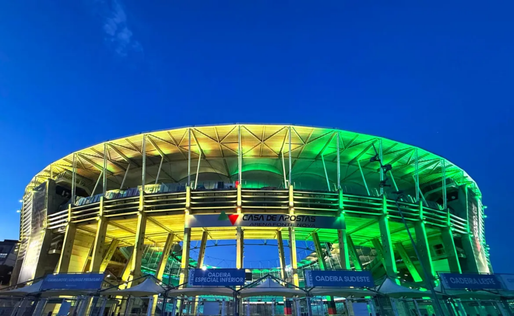 A iluminação especial marcou o início da contagem regressiva para a Copa do Mundo Feminina, que será realizada no Brasil em 2027.