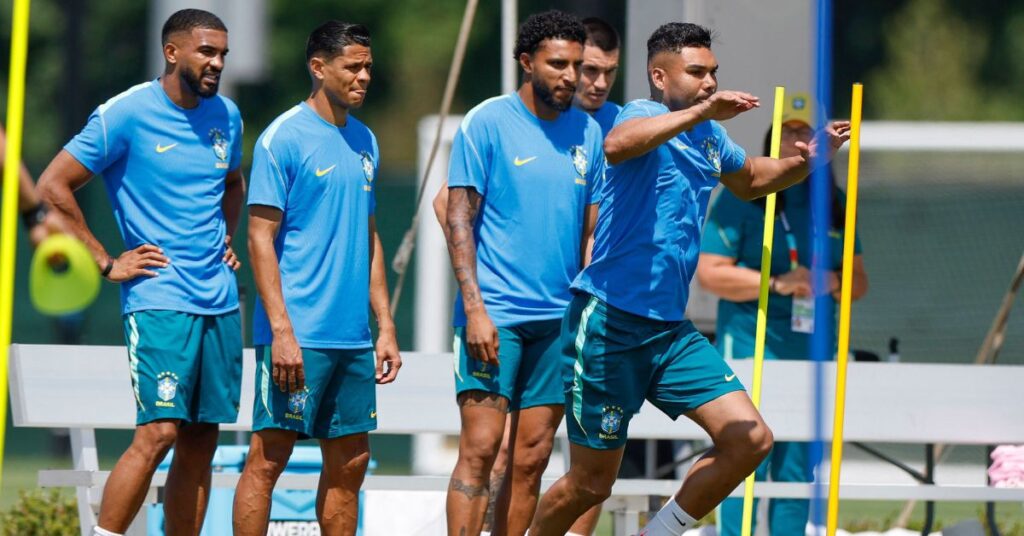 Jogadores da Seleção Brasileira treinam antes da estreia contra Marrocos na Copa do Mundo de 2026