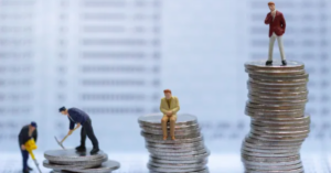 Classes D e E encolhem para menos de 20% da população brasileira pela primeira vez desde 2012