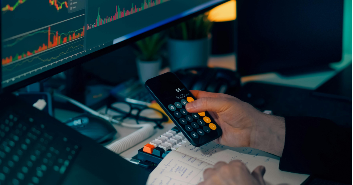 Aplicativos, Open Finance e inteligência artificial ajudam a acompanhar despesas, organizar o orçamento e criar hábitos de educação financeira.