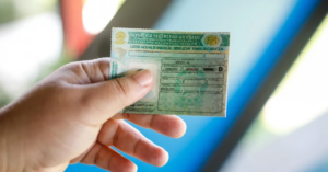 Nova CNH leva 1,1 milhão de brasileiros a conquistar documento que abre portas para o trabalho