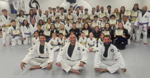 Muito além da luta: brasileiro cria método com jiu-jitsu para crianças autistas