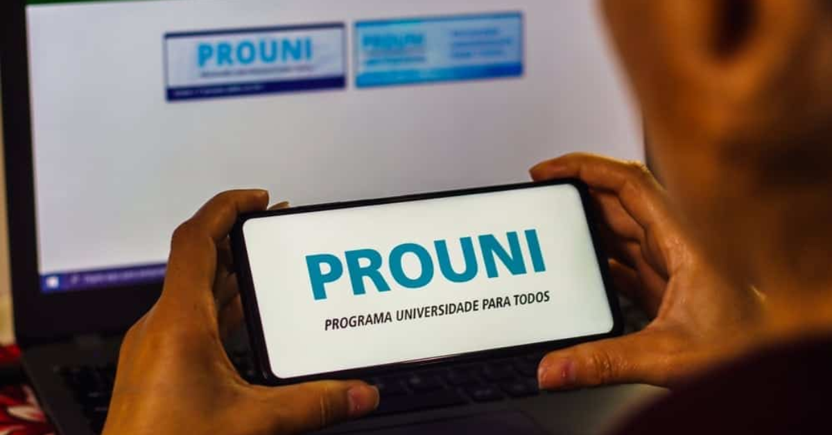 Análise e Desenvolvimento de Sistemas lidera a oferta de bolsas nesta edição do Prouni, seguida pelos cursos de Administração e Ciências Contábeis.